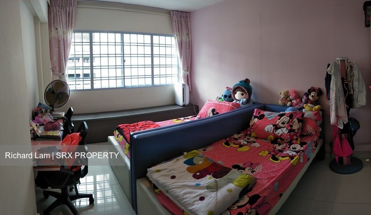 Blk 760 Jurong West Street 74 (Jurong West), HDB Executive #176118322